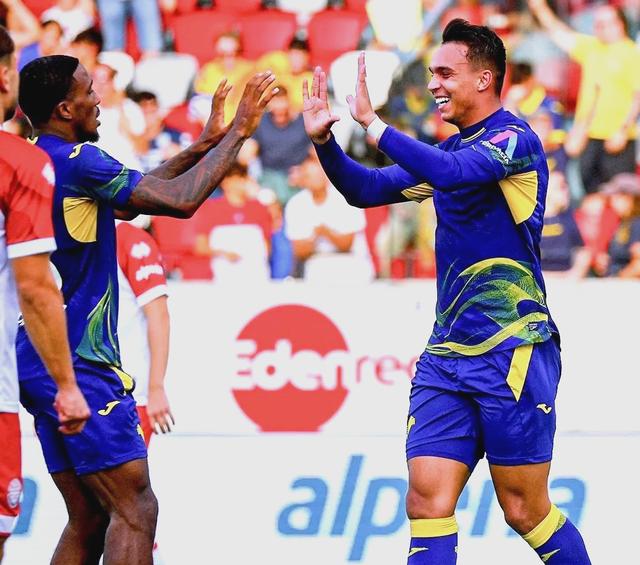 意甲球队连胜创纪录，冲击冠军宝座