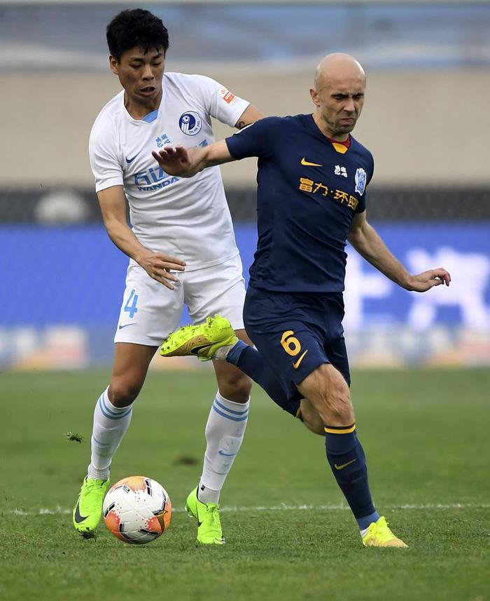 开云平台-关于富力队主力球员首发位置安排巧妙的信息