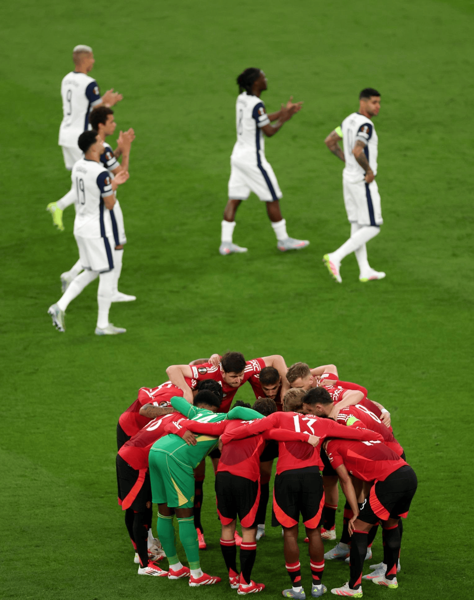 开云官网-欧洲联赛顶级球队对决，谁能笑到最后？