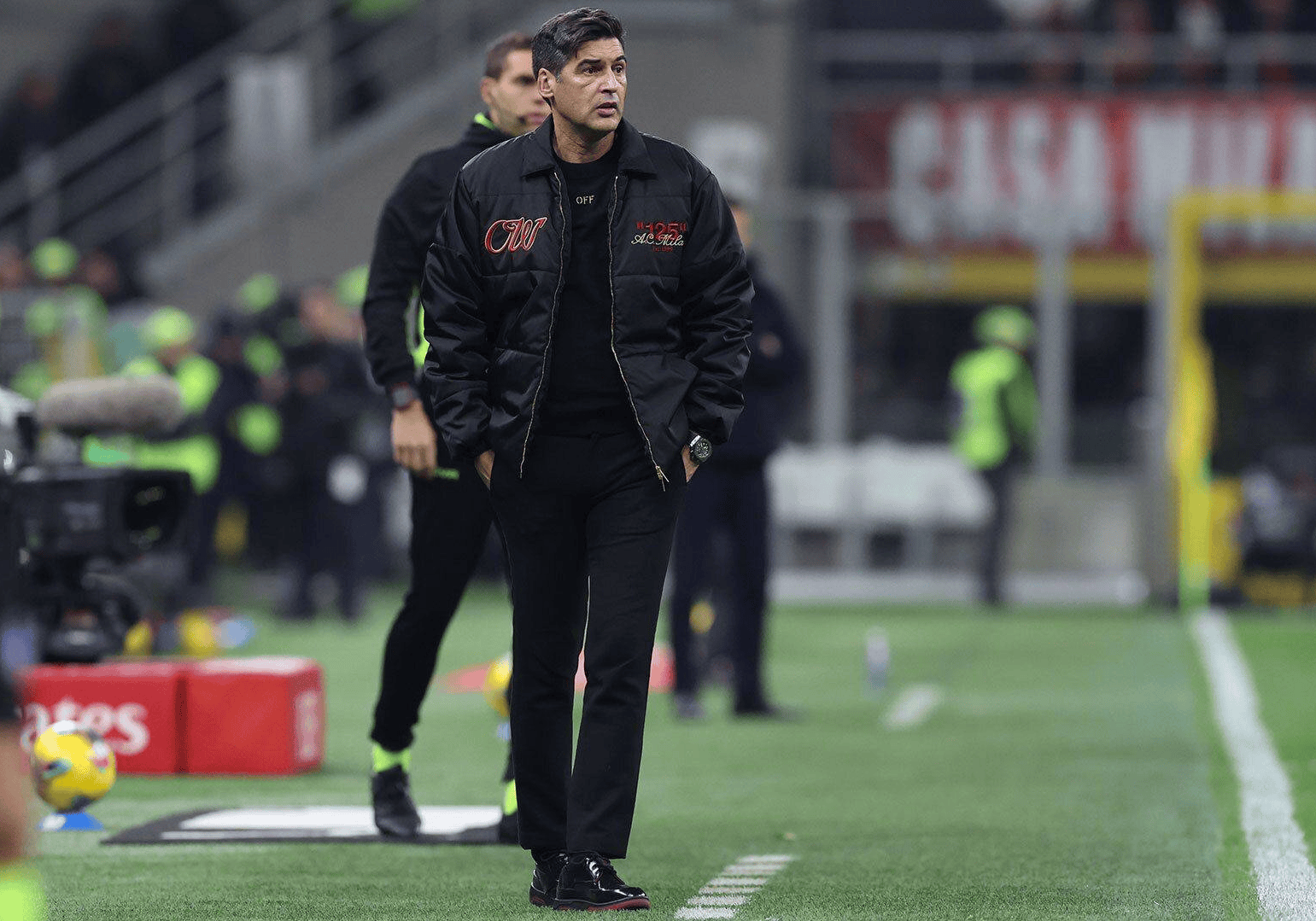 卡昂球队在比赛中展现出强大压迫和控球能力