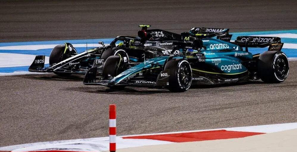 关于梅赛德斯险胜阿斯顿马丁，阿隆索惊艳四座的信息