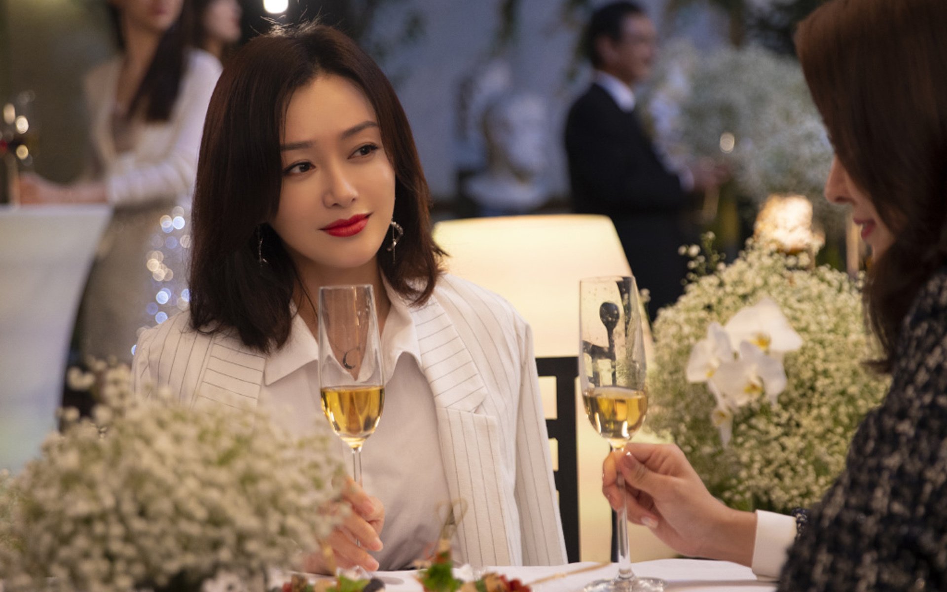 绿茵棋盘上的地缘隐喻，贝蒂斯东决关键战稳稳执子，如何拿下波兰这局棋