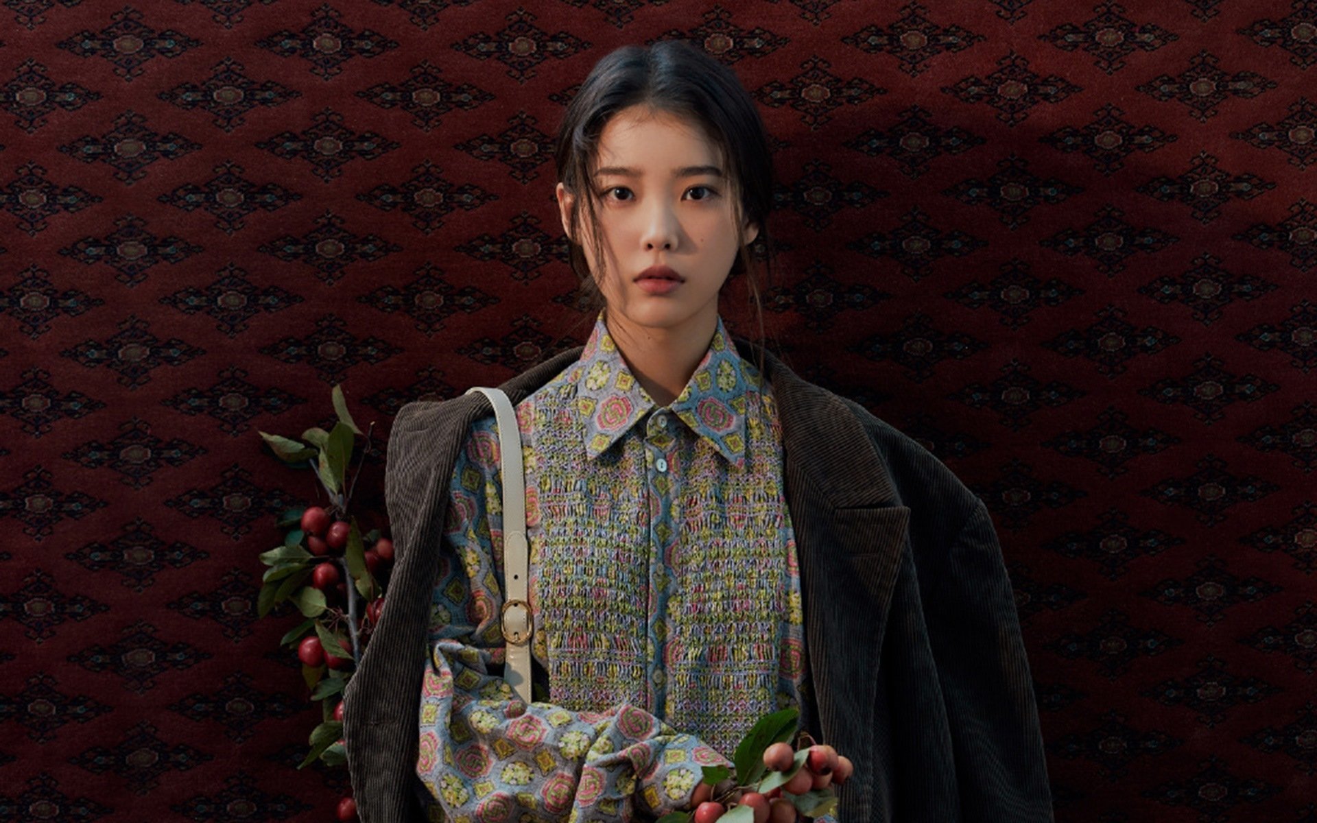 开云体育-铁幕与利剑，摩纳哥防守锁死奥地利，莱万上演高光救主