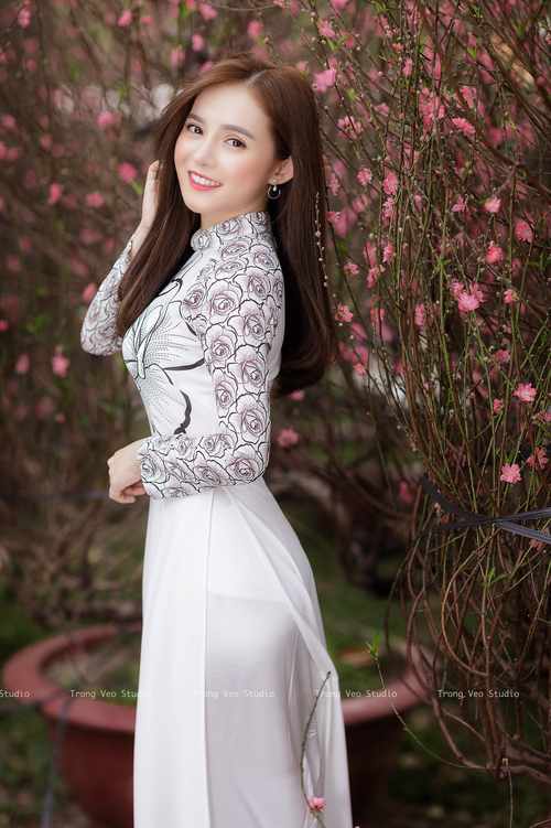 开云体育中国-潘帕斯风暴席卷A组，坎塞洛的黄金右路，阿根廷的胜利密码